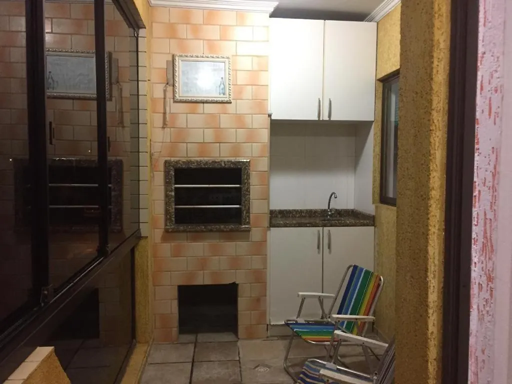 Apartamento 3 Dorm., O Quintal É A Praia E Molhes Laguna 0*,  Brésil