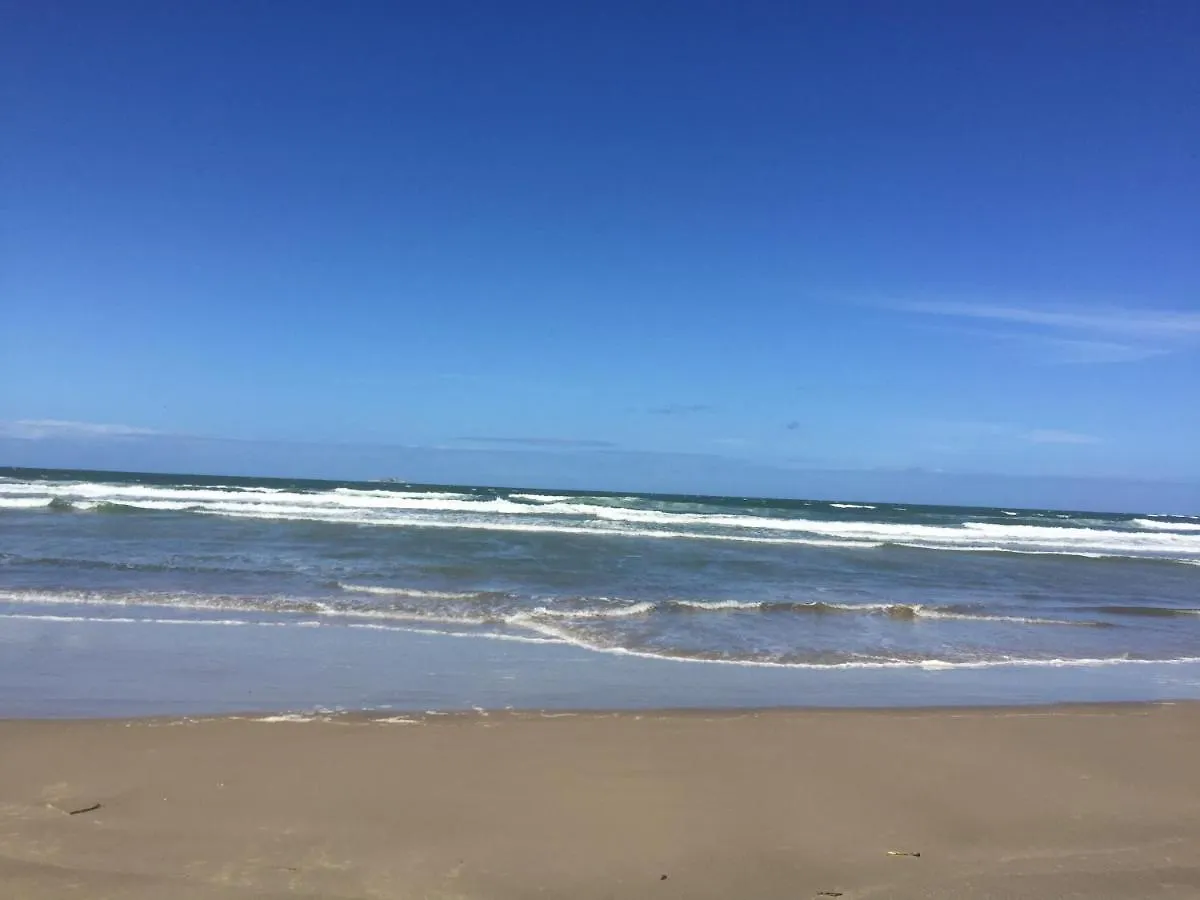 Appartement Apartamento 3 Dorm., O Quintal É A Praia E Molhes Laguna