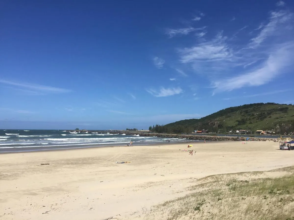 Apartamento 3 Dorm., O Quintal É A Praia E Molhes Laguna 0*,  Brésil